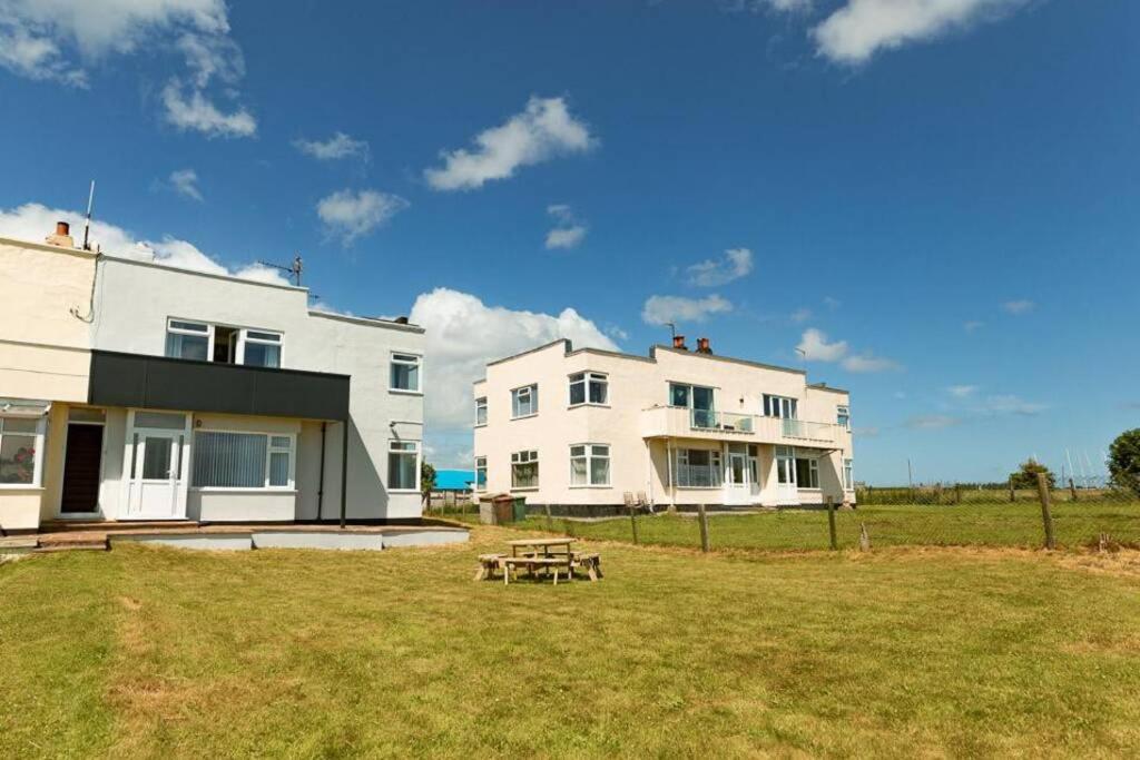 Beachfront Apartment, Bridlington photo 5