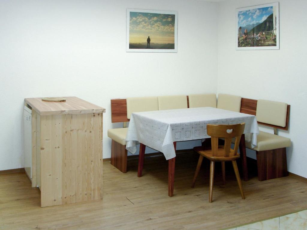 Apartment Haupthaus Schönblick - SVH118 by Interhome - 2