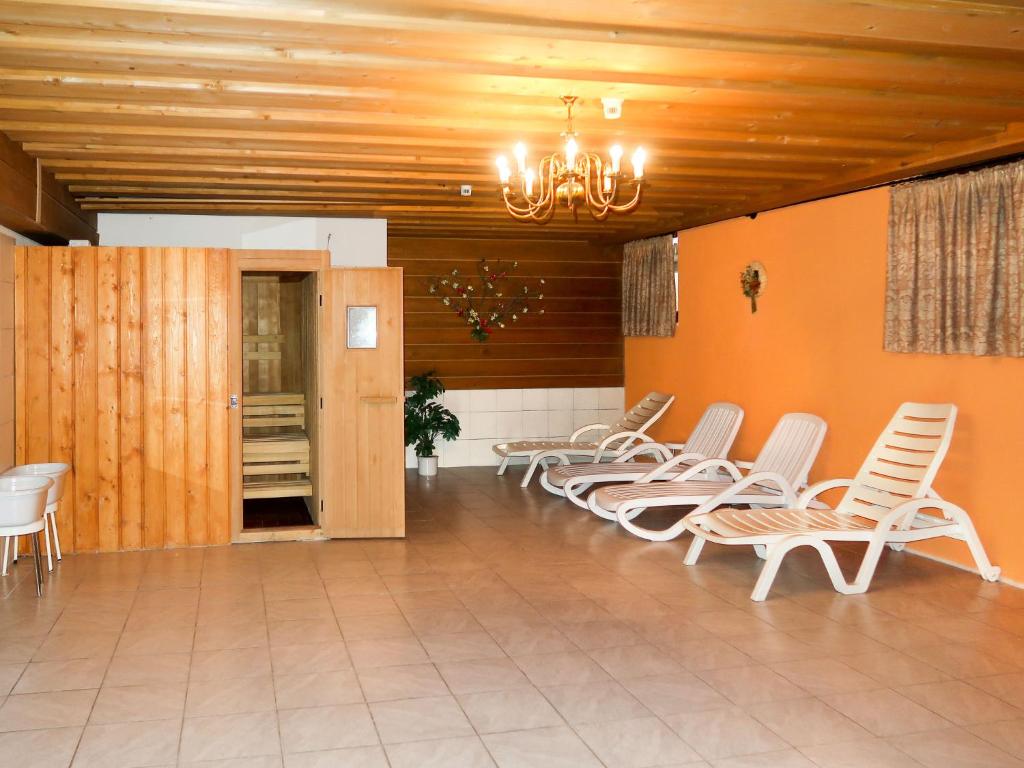 Apartment Haupthaus Schönblick - SVH118 by Interhome - 5