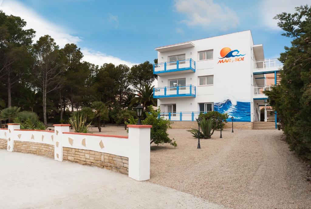 Apartamentos Mar y Sol - 4