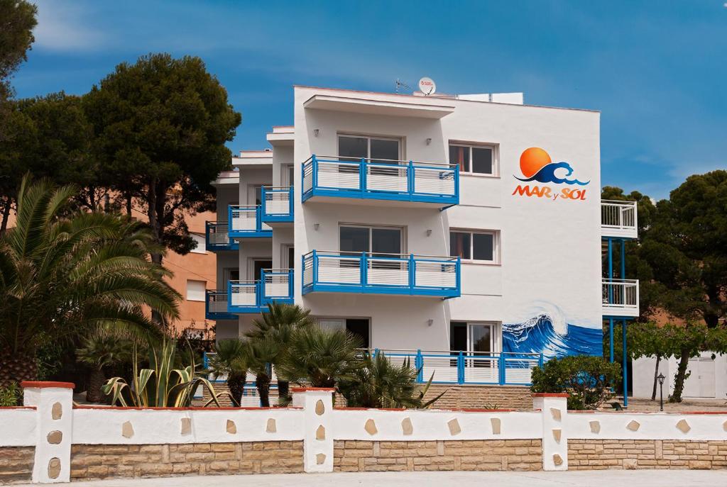 Apartamentos Mar y Sol - 3