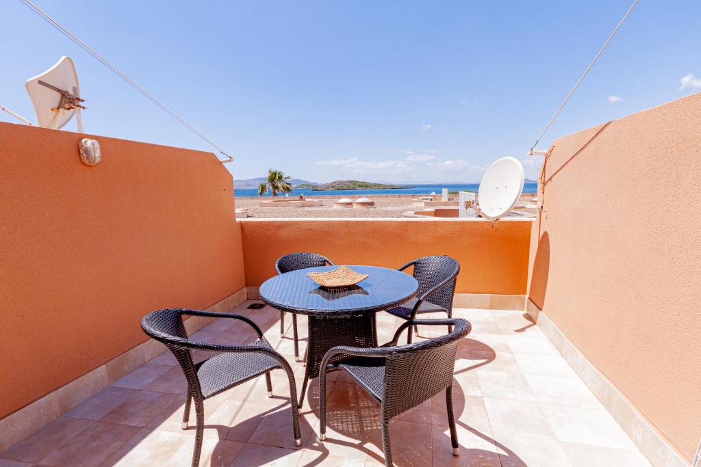 Inmovecos con vistas al mar Soling 75 - 2
