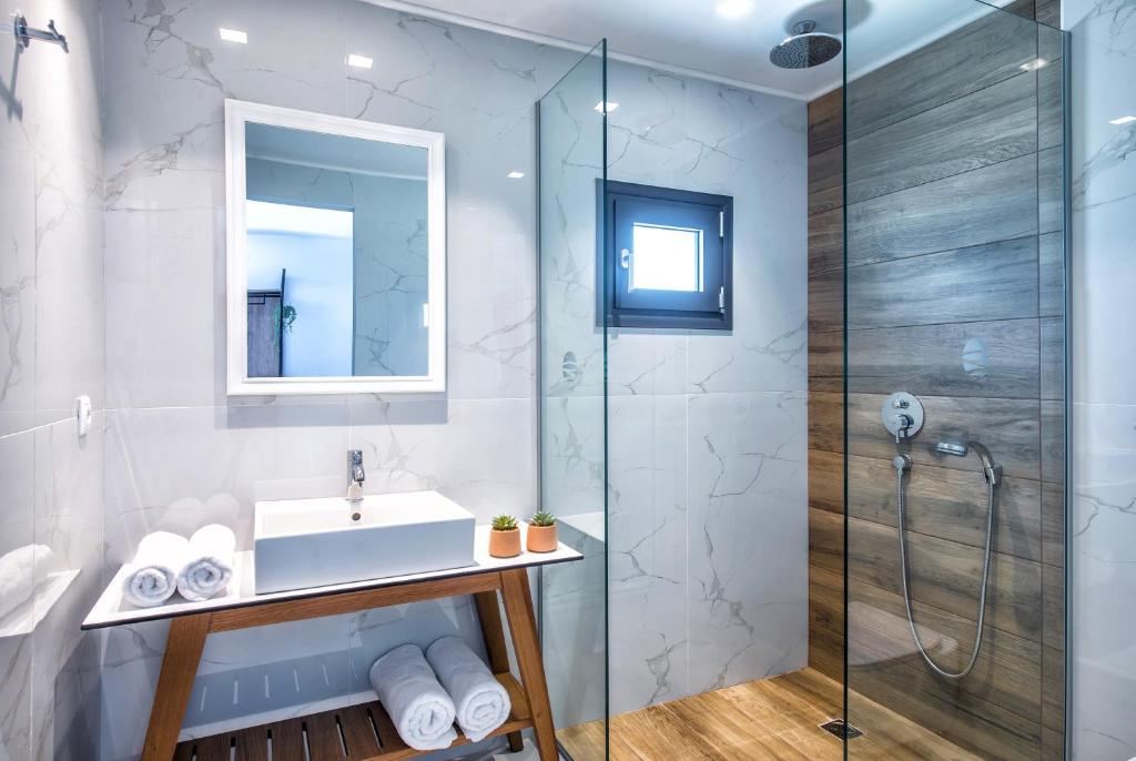 Maritime Suites by Enorme photo