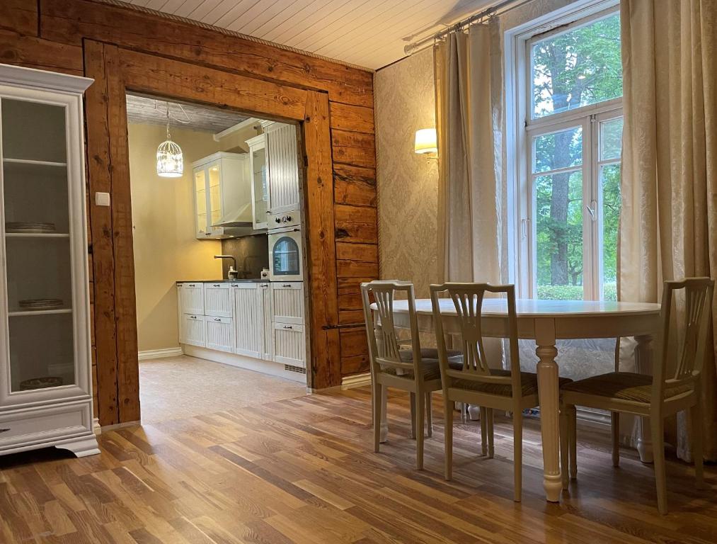 Rüütli 1 - sea view apartment in Haapsalu Old Town, Haapsalu