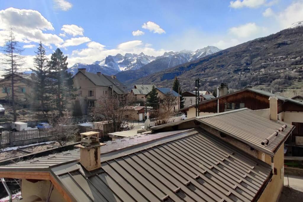 Maison calme indépendante et vue sur les montagnes - 1