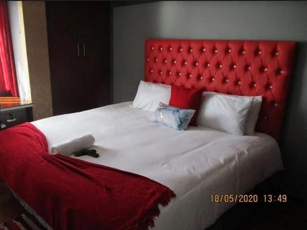 Imimangaliso Guest House — Hotel in Mthatha