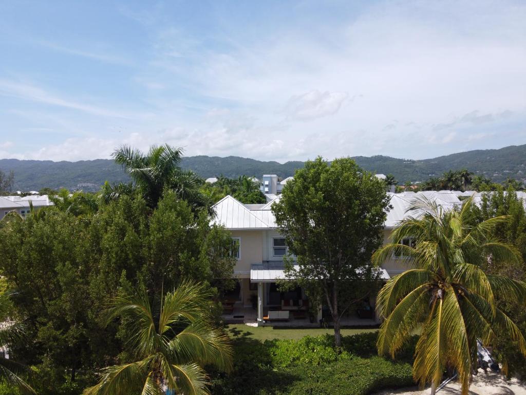 Guest Houses in Montego Bay, Jamaica price from 59 of Hotels