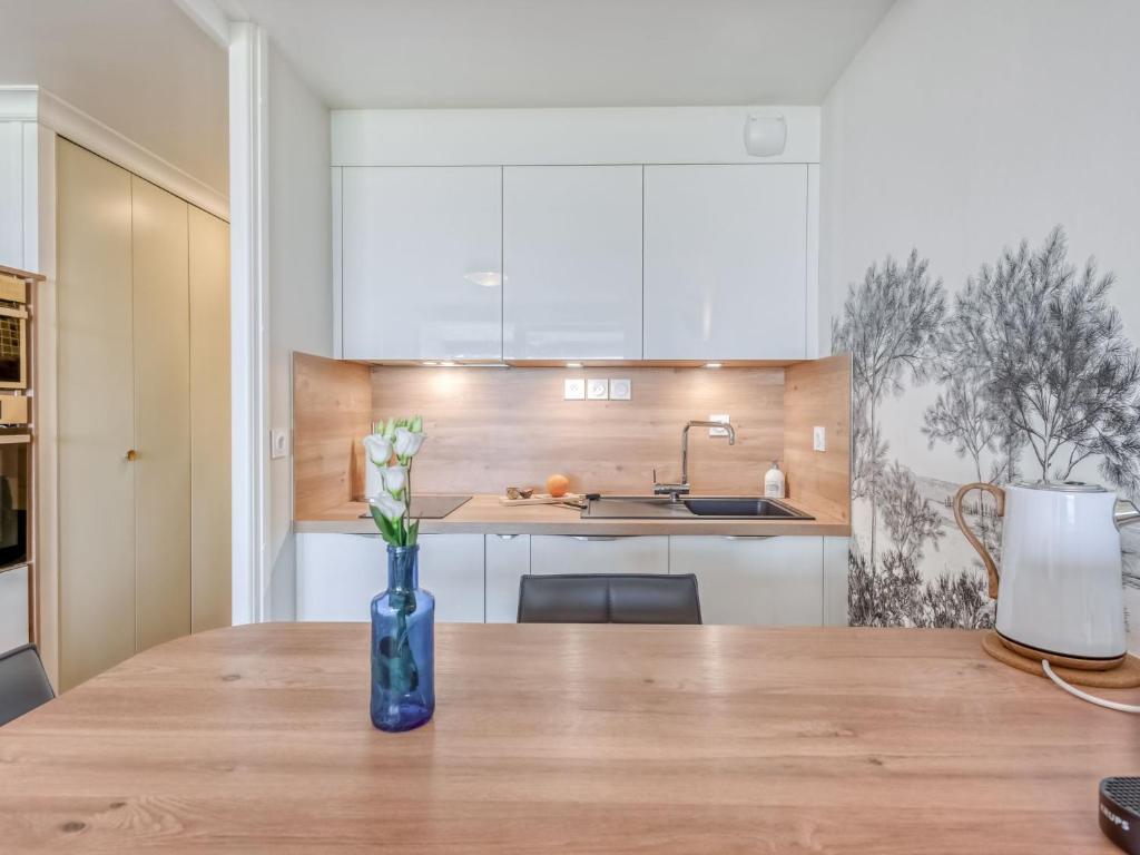 Studio Le Britannia-3 by Interhome - 2