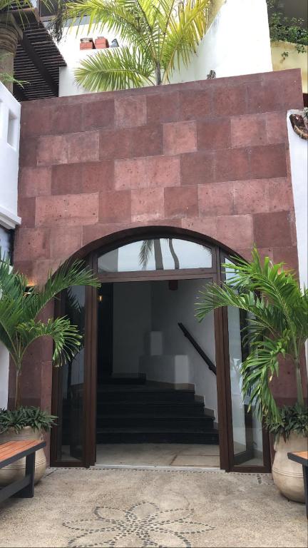 Marboka Hotel & Suites photo