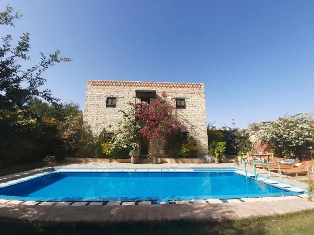 Zad Elmosafer Villa - Tunis Village, hotel in Tunis