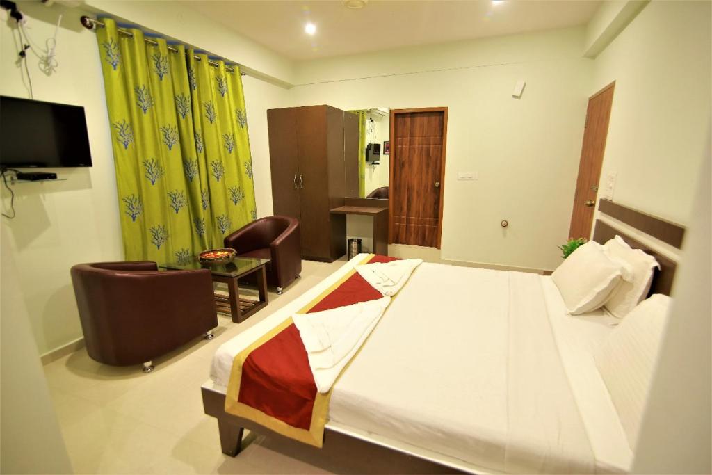 Golden Residency — Hotel in Mysore