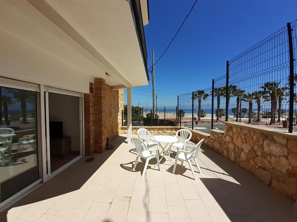 Apartamentos Dins Mar Apto. 3 - 1