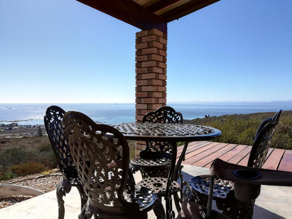 Onze Uitsight Cottage — Hotel in St Helena Bay