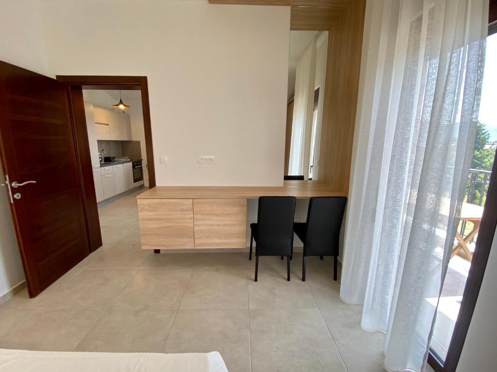 Villa Dolphin Apartments - 4