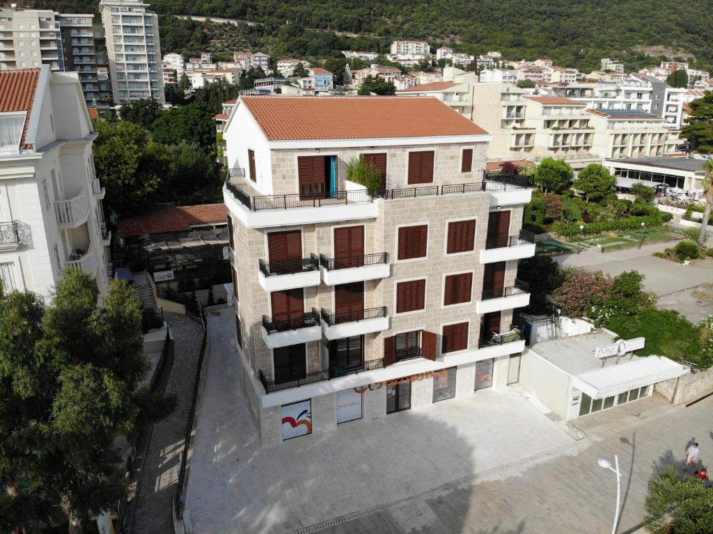 Seafront Apartments Petrovac - 2