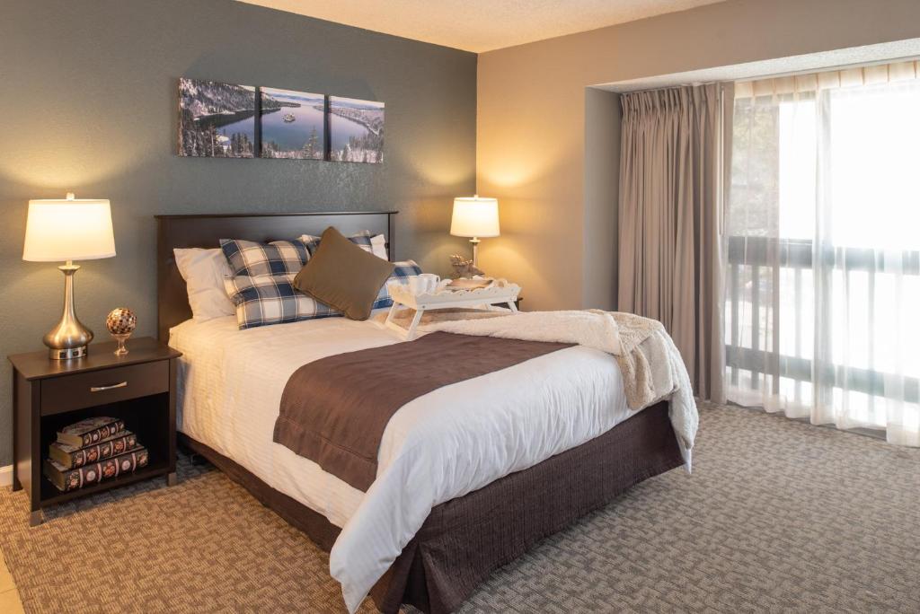 THUNDERBIRD RESORT CLUB photo