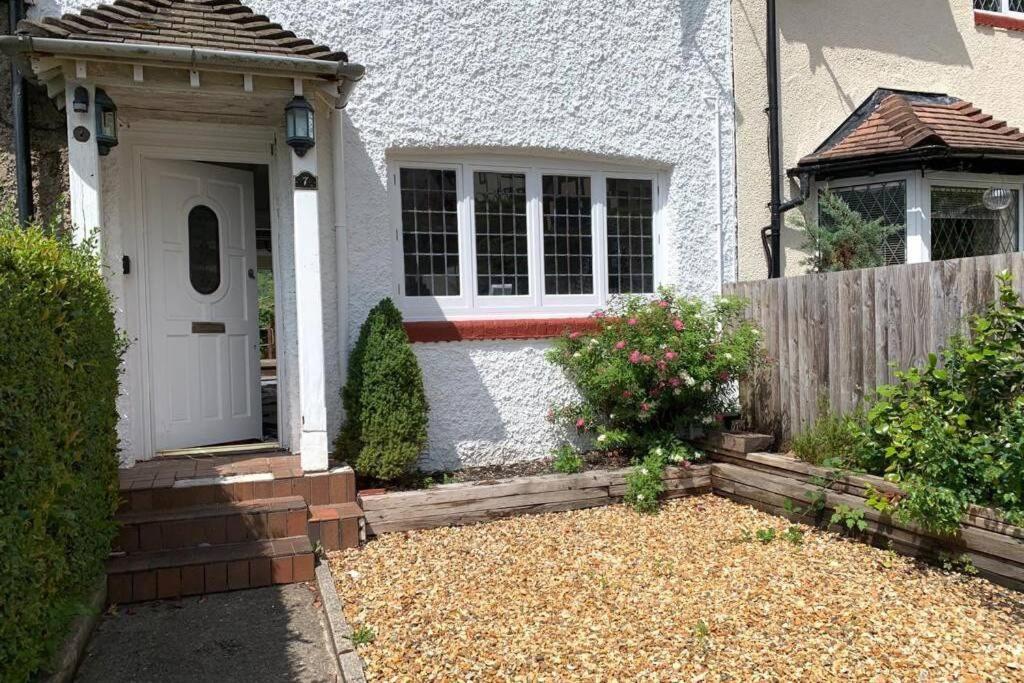Garden Suburbs Cottage, Crosskeys