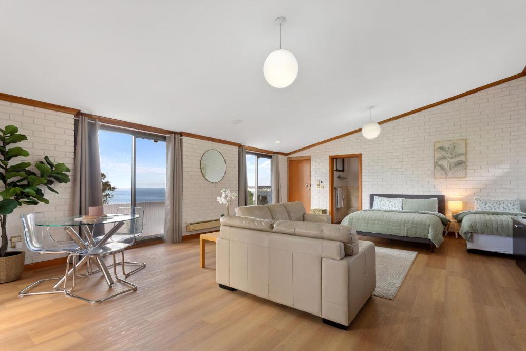 The Flaxman Studio - Panoramic Ocean Views — Hotel in Port Lincoln