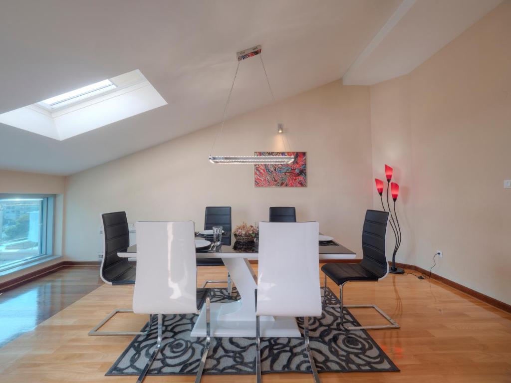 Skyline Penthouse Budva - 4
