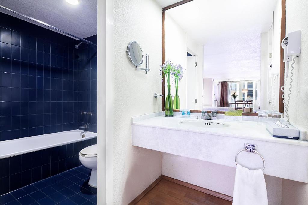 Exe Suites San Marino - 4
