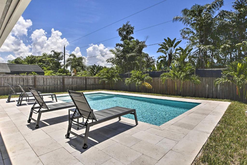 Chic Beach House with Lanai and Private Yard! photo