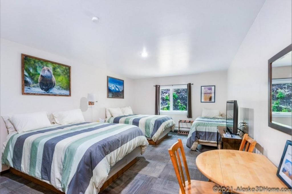 Backwoods Lodge — Hotel in Cantwell (AK)