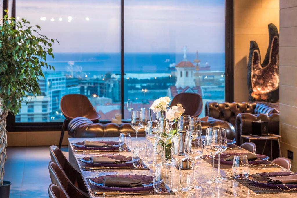 O Monot Luxury Boutique Hotel