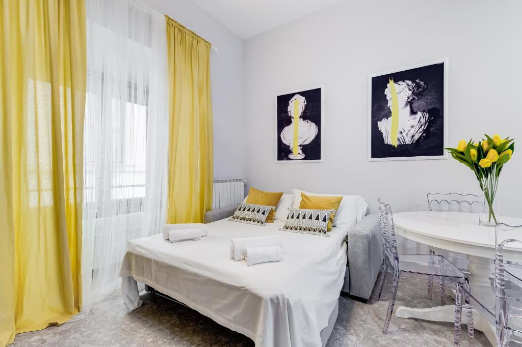 CRYSTAL TREVI FOUNTAIN - romedreamhome - 5