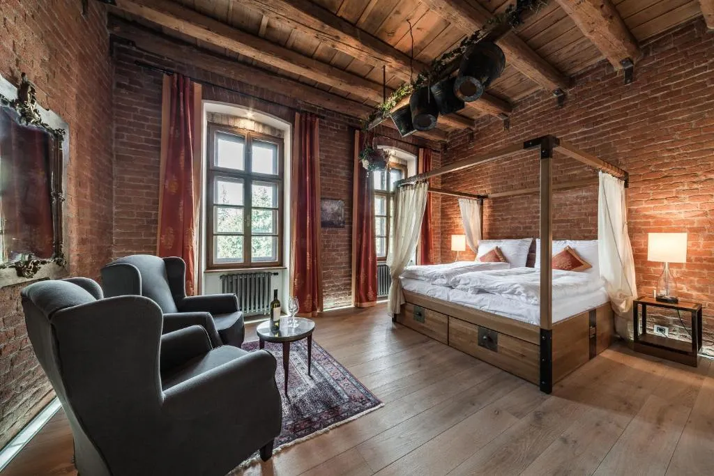 Hotel Mariánský Dvůr，位于乌赫尔堡的酒店