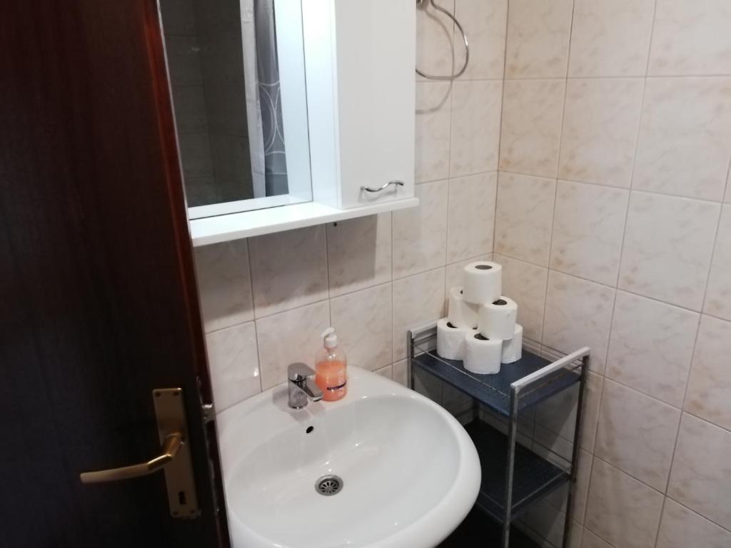 LaRos Apt - 2
