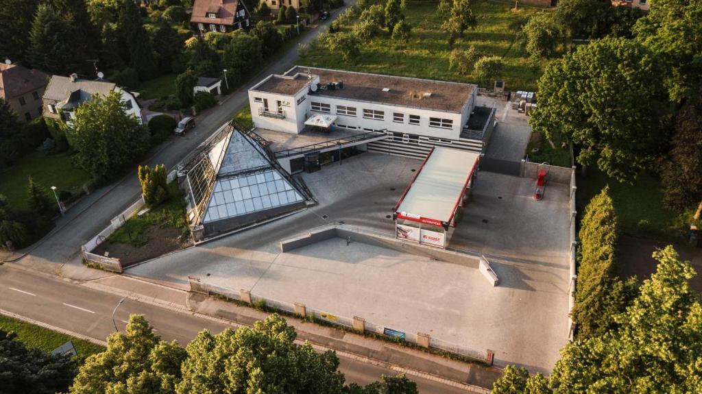 Pyramida Broumov, Broumov