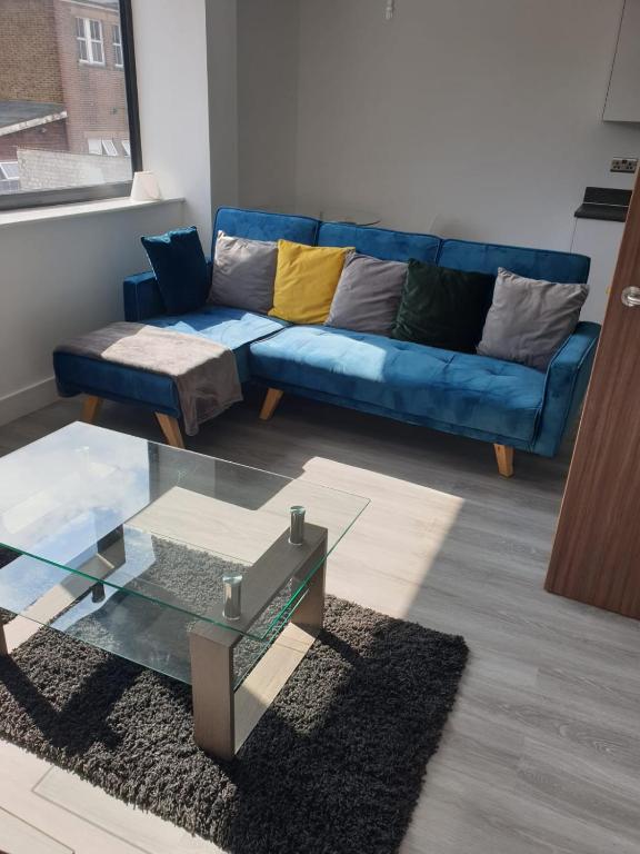 2 bedroom, 2 bathroom, New Apartment Watford Town Centre — Hotel in London