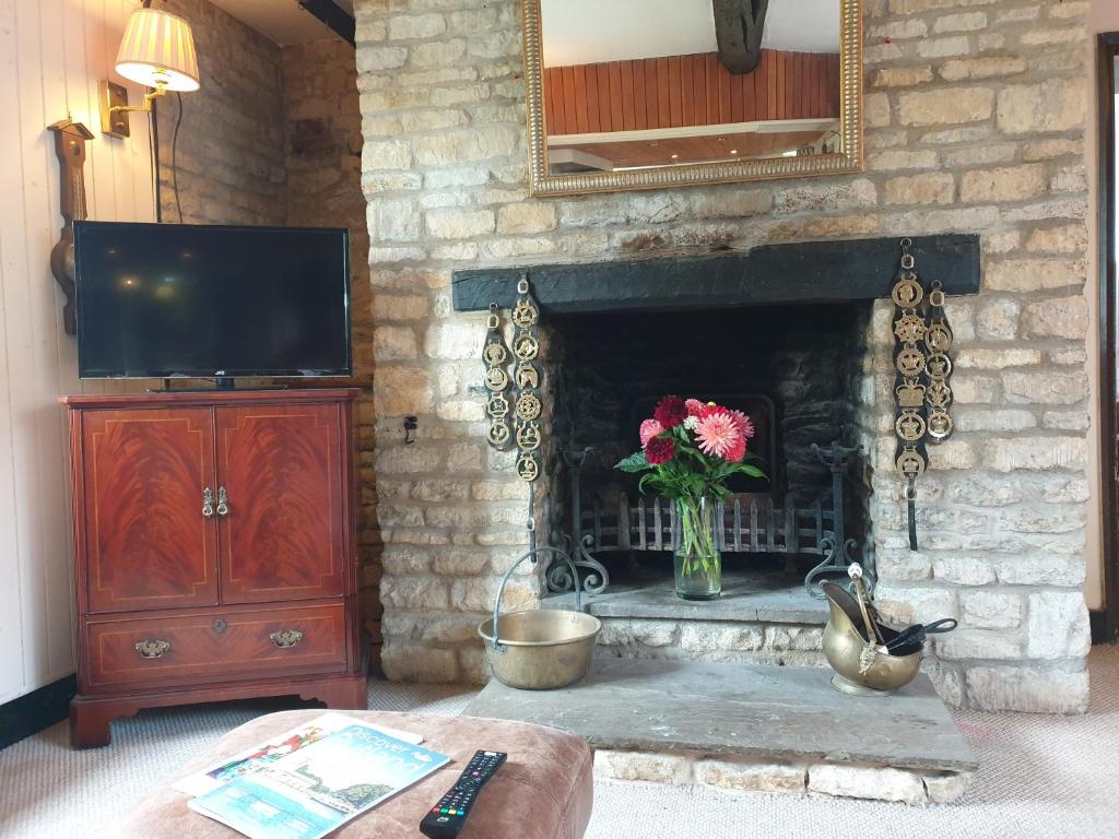 The horse and panniers guest house. photo