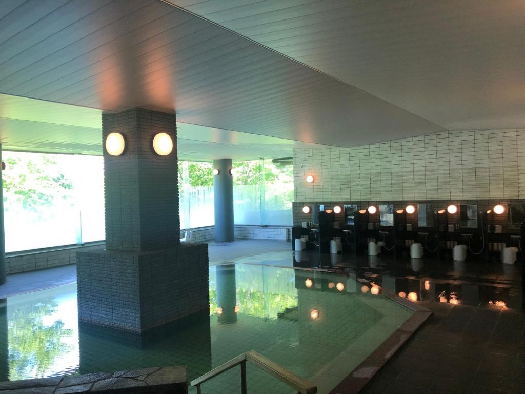 Hot spring bath
