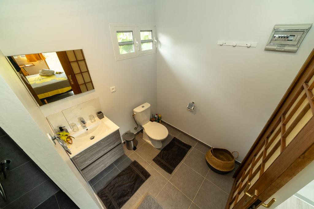 Manaeva lodge photo
