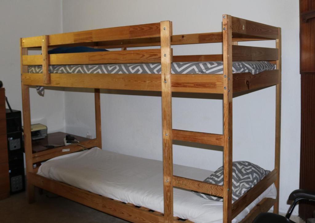 Costas Hostel Action 2 photo