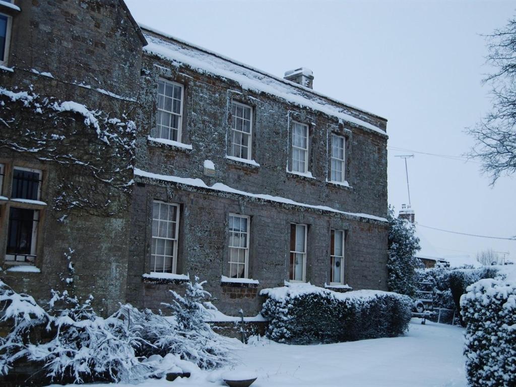 Heyford House Bed & Breakfast photo