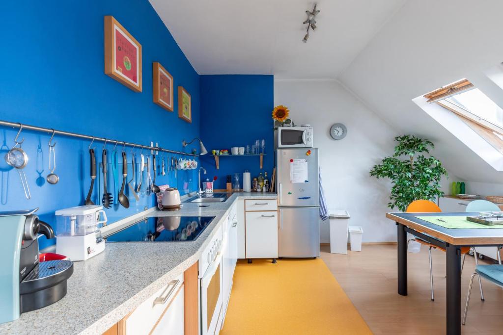 Andreas' Dachwohnung mit Terrasse - 3