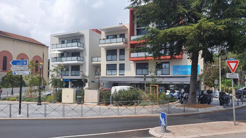 COTE VILLAGE, Nice