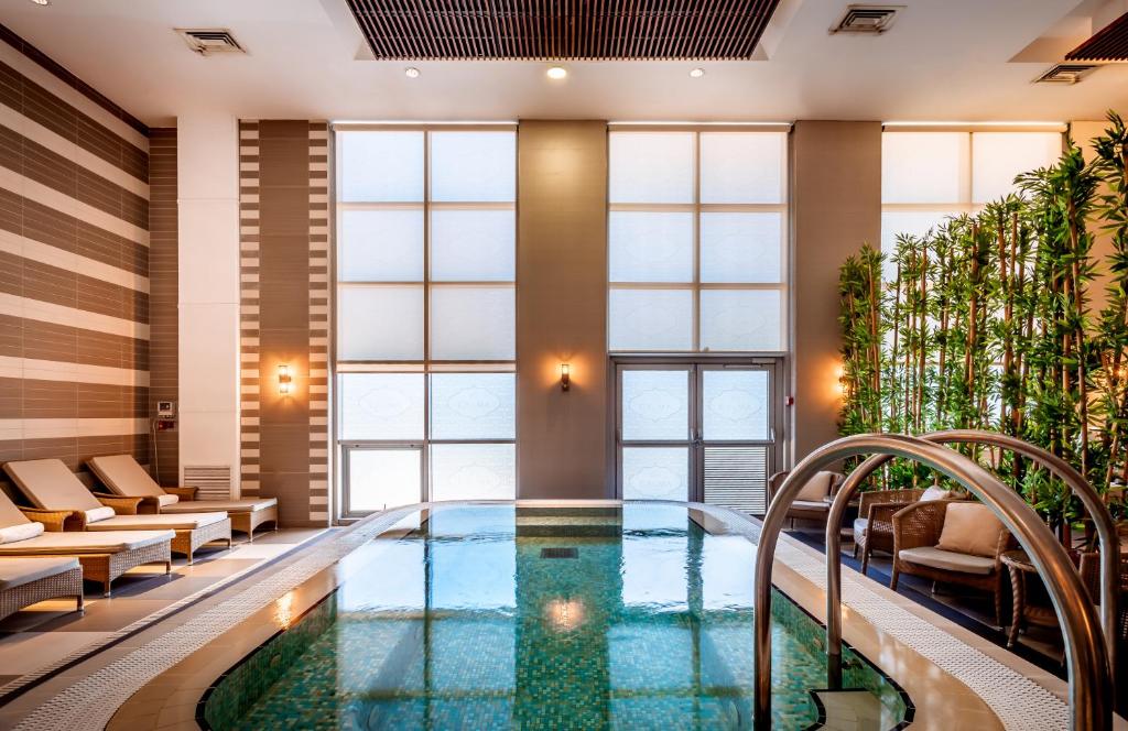 Hot tub, Kfar Maccabiah Hotel & Suites                                                                    in Tel Aviv