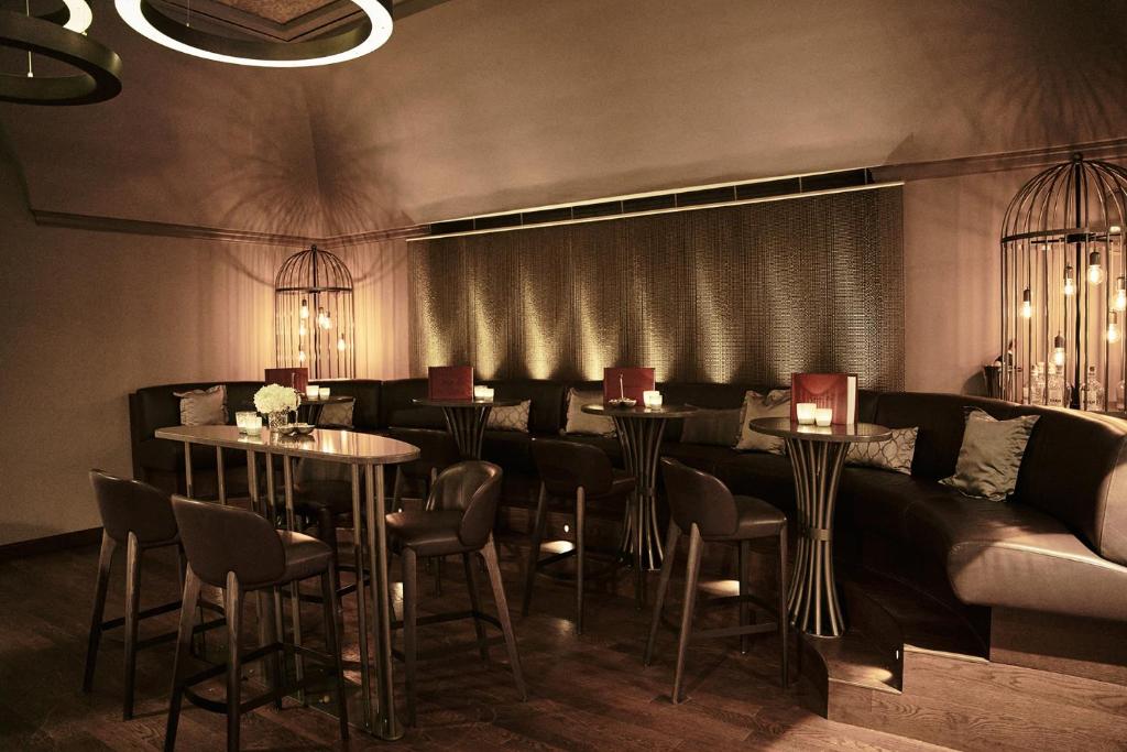 Bar/lounge