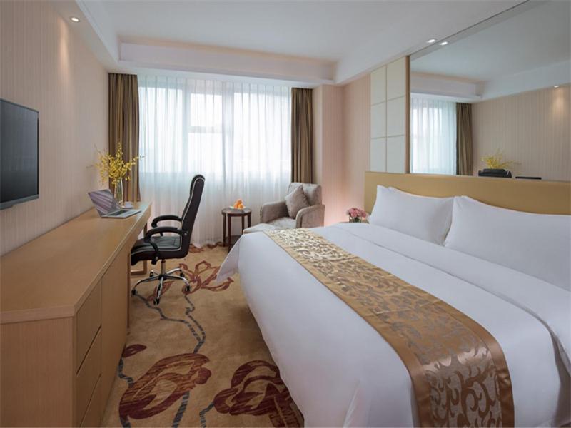 Vienna Hotel Dongguan ChangAn Wanda Plaza photo