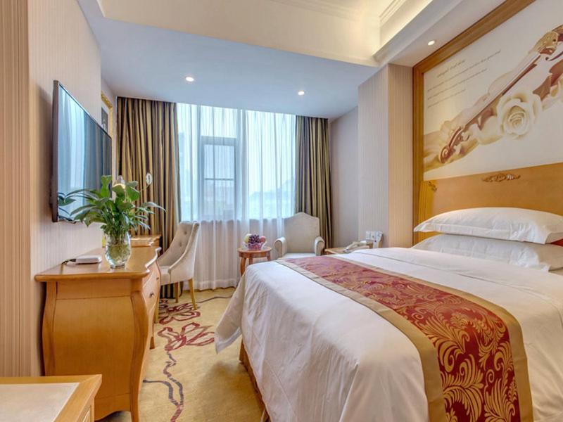 Vienna Hotel Guangxi Guili Jichang Road Rongshan photo