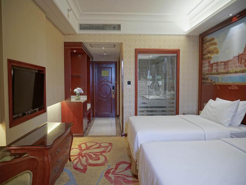 Vienna Hotel Guangxi Liuzhou Luzhai photo