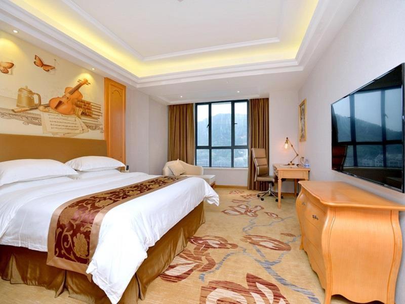 Vienna Hotel Shantou Chaoyang Center photo