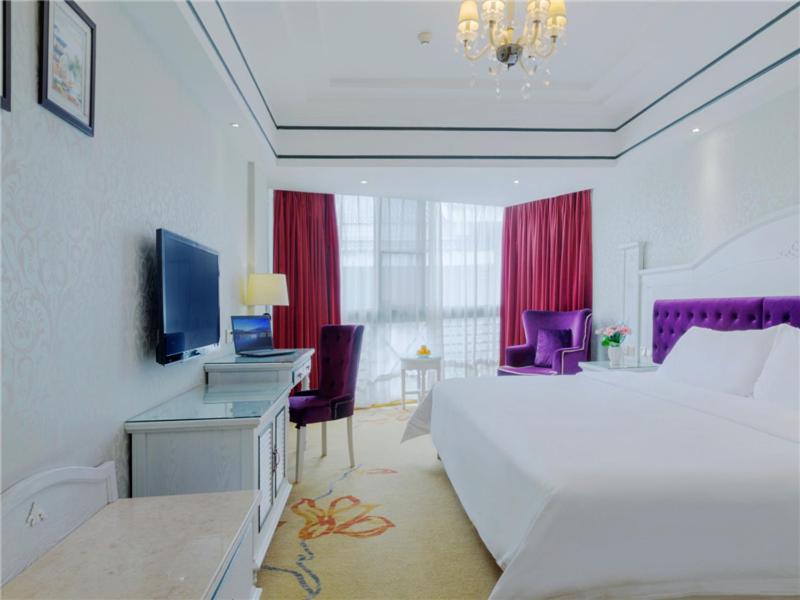 Vienna Hotel Guilin Exhibition Center Lake Side photo