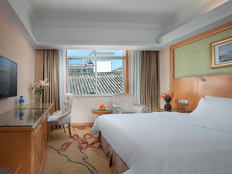 Vienna International Hotel Lijiang Yuxue Avenue photo