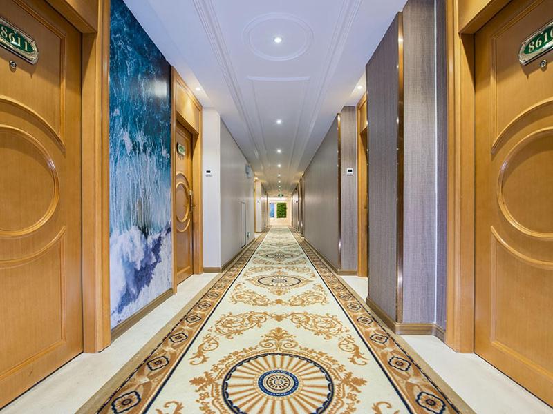 Vienna International Hotel Zhuhai Qinlv Middle Road Haibin photo