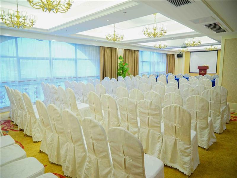 Vienna Hotel Guangxi Liuzhou Luzhai photo