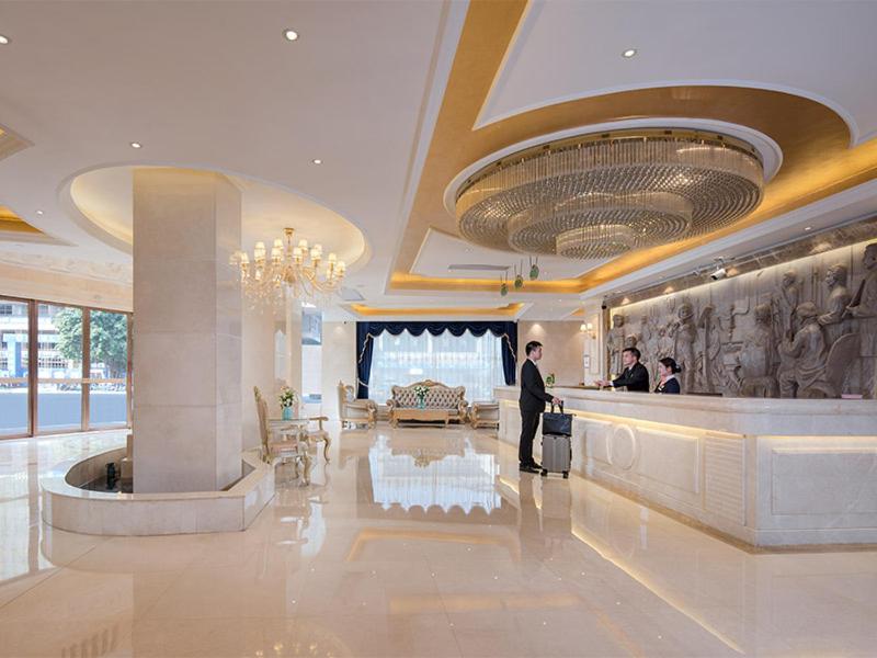 2. 비엔나 3 베스..